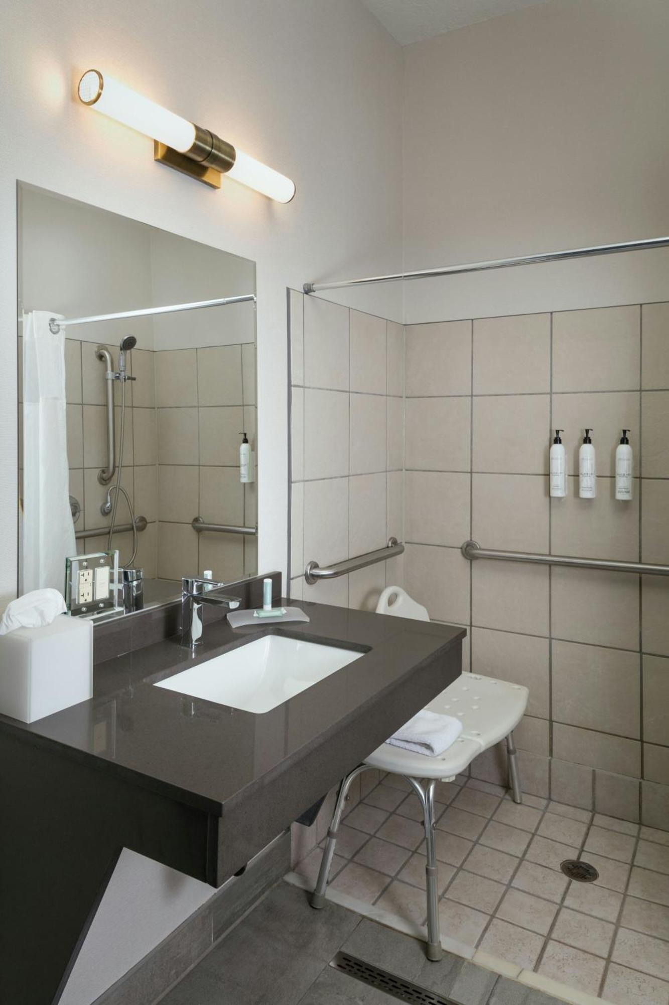Fairfield Inn & Suites By Marriott Anchorage Midtown Esterno foto