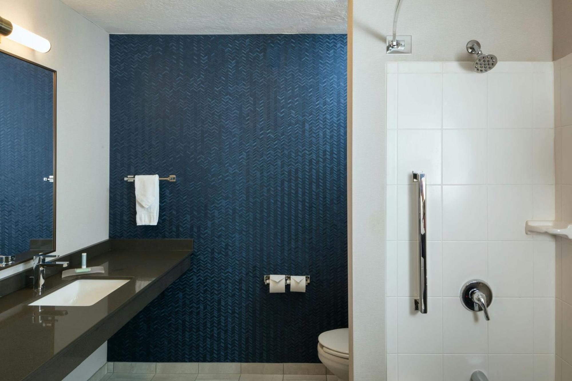 Fairfield Inn & Suites By Marriott Anchorage Midtown Esterno foto