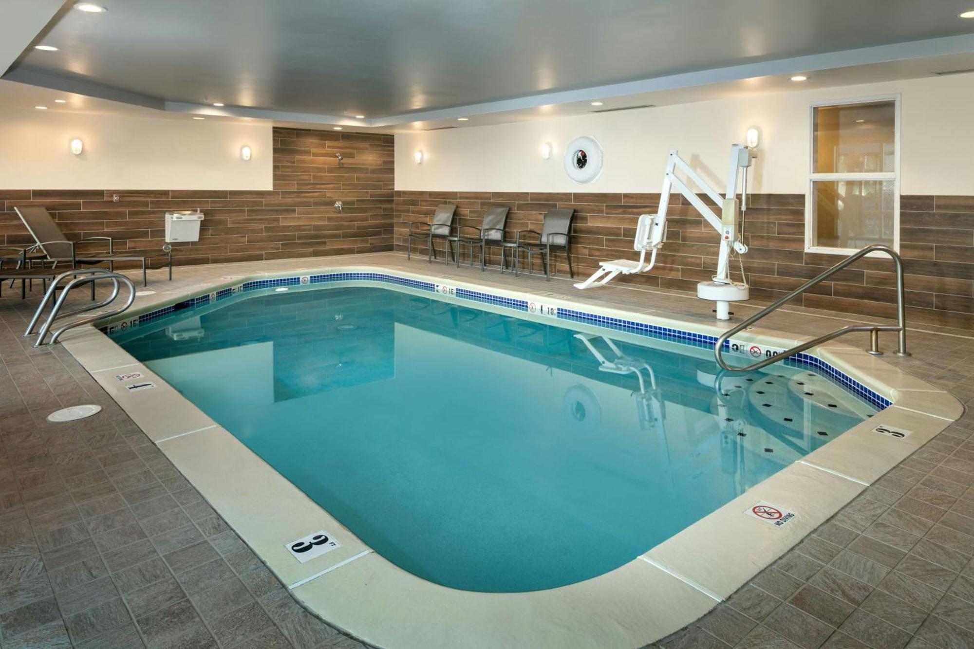 Fairfield Inn & Suites By Marriott Anchorage Midtown Esterno foto